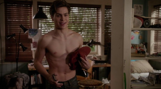 jake t. austin shirtless the fosters