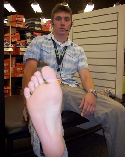 shoestoretwink (2)